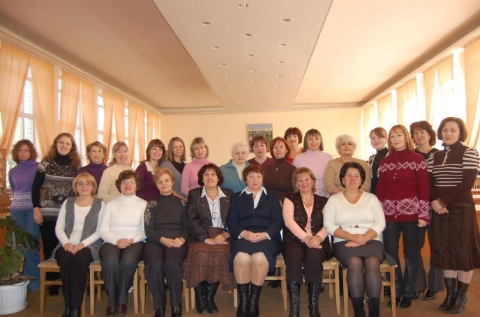 Колектив бібліотеки КНУБА 2010р 