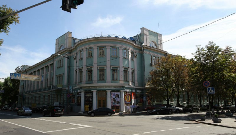 Центральный Дом офицеров Вооружённых Сил Украины в 2012 году. Фото: Олег Юнаков