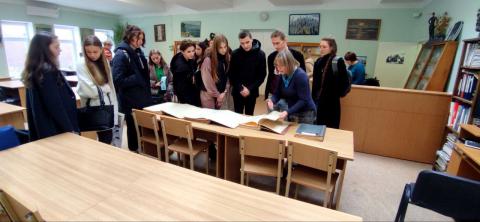 Екскурсії  бібліотекою