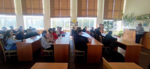 Екскурсії  бібліотекою